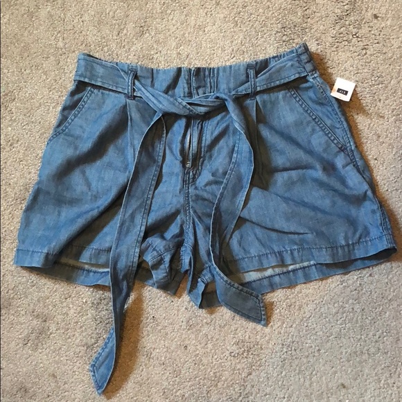 GAP Pants - NWT gap shorts